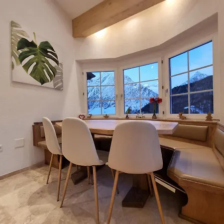 Zum Lerch Penthouse Apartment
