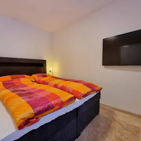 公寓 Zum Lerch Penthouse